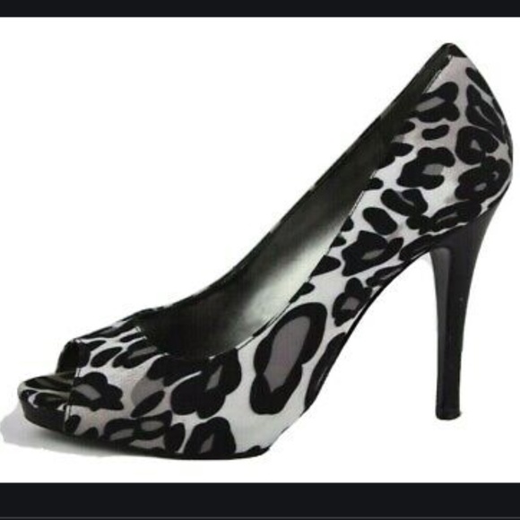 Nine West Shoes - Nine West I Gray & Black Leopard Open Toe Heel 6.5